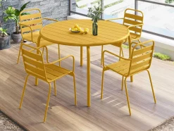 MYLIA Tuinset-Tuineethoek Van Metaal - Een Tafel D110 Cm En 4 Opstapelbare Stoelen - Mosterdgeel - Mirmande Van